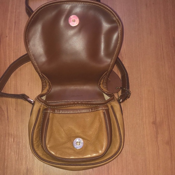 Glenn Wideman Crossbody Bag - Picture 6 of 7